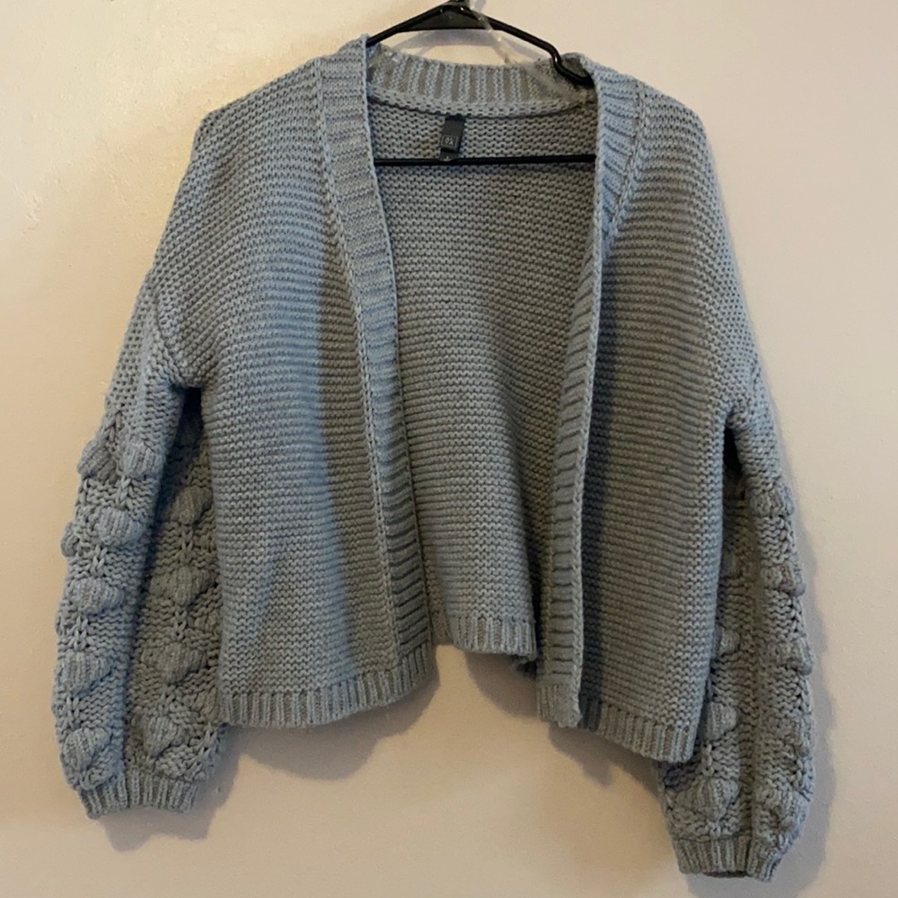 ALYA Grey Cropped Cardigan